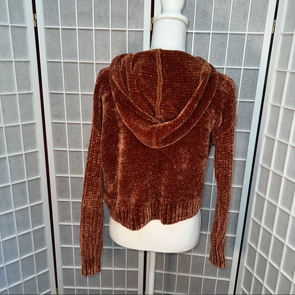 Aeropostal sweater with hood - Picture 3 of 6